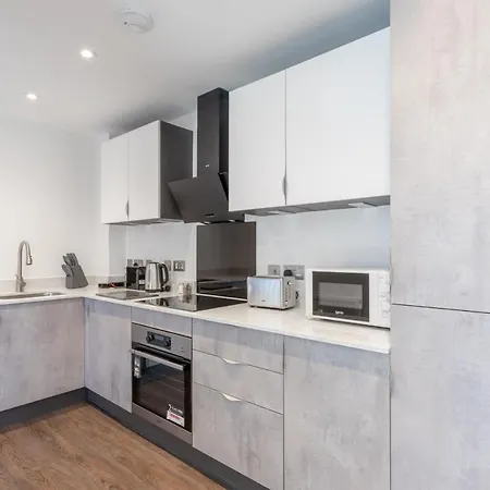 Stunning 1br In The Heart Of York